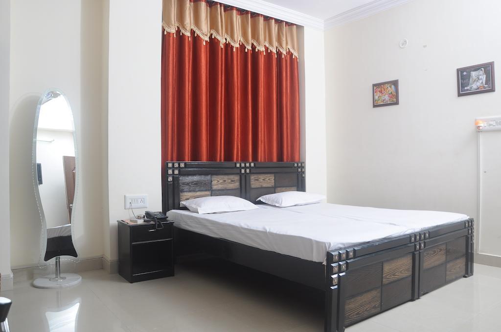 Ashish Villa Guest House Джодхпур Номер фото